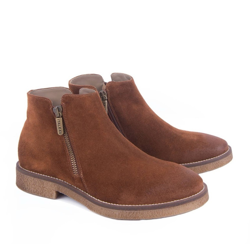 Italeau Italian waterproof suede leather ankle boots 40 US 9.5 Cognac
